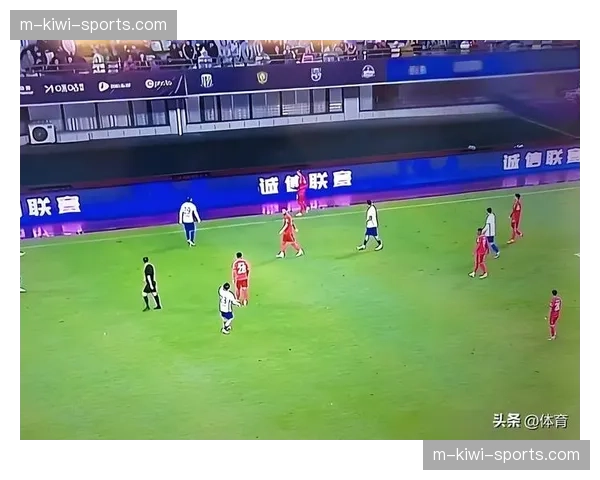 保级区形势依然混乱残酷 四队分差仅一场球差距