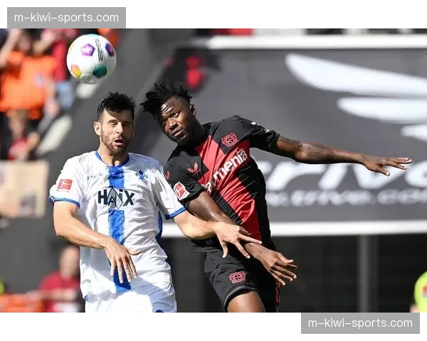 勒沃库森攻防转换节奏，塔普索巴94%传球成功率稳定后场组织